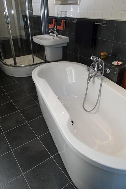 B&B Aan de Singelgracht Breda Zimmer foto